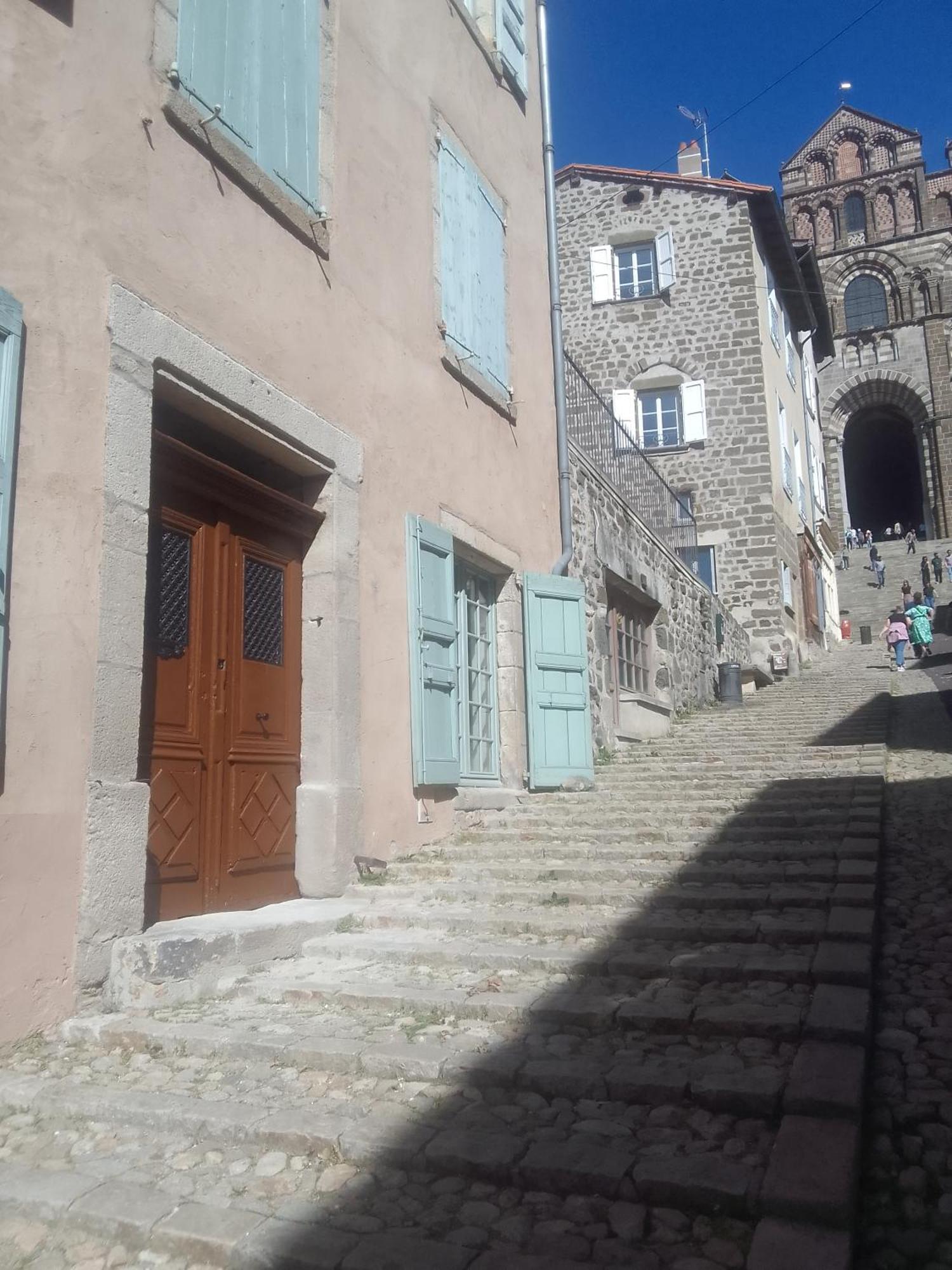 Le Relax Max Le Puy-en-Velay Exterior foto
